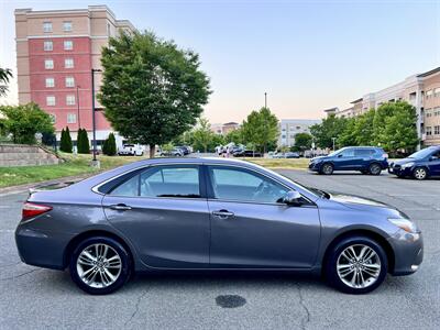 2017 Toyota Camry SE   - Photo 4 - Manassas, VA 20110