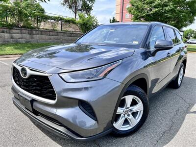 2021 Toyota Highlander L   - Photo 1 - Manassas, VA 20110