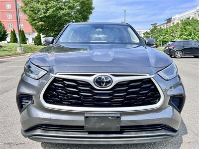 2021 Toyota Highlander L   - Photo 2 - Manassas, VA 20110