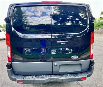 2017 Ford Transit 150   - Photo 6 - Manassas, VA 20110