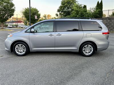 2012 Toyota Sienna XLE 8-Passenger   - Photo 5 - Manassas, VA 20110