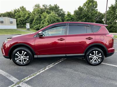 2018 Toyota RAV4 LE   - Photo 5 - Manassas, VA 20110