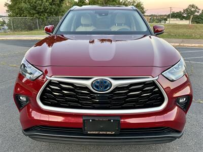 2020 Toyota Highlander Hybrid XLE   - Photo 2 - Manassas, VA 20110