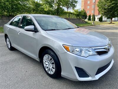 2014 Toyota Camry LE   - Photo 3 - Manassas, VA 20110