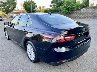 2021 Toyota Camry LE   - Photo 7 - Manassas, VA 20110