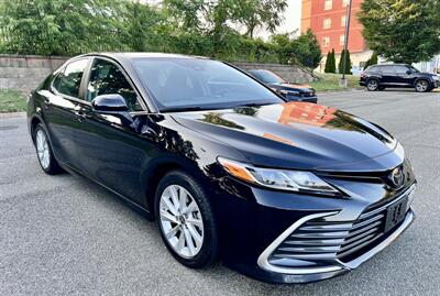 2021 Toyota Camry LE   - Photo 3 - Manassas, VA 20110