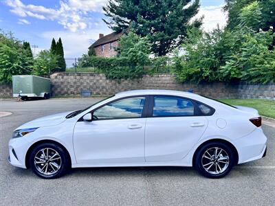 2022 Kia Forte LXS   - Photo 8 - Manassas, VA 20110