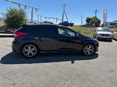 2017 Ford Focus ST   - Photo 6 - Ogden, UT 84401