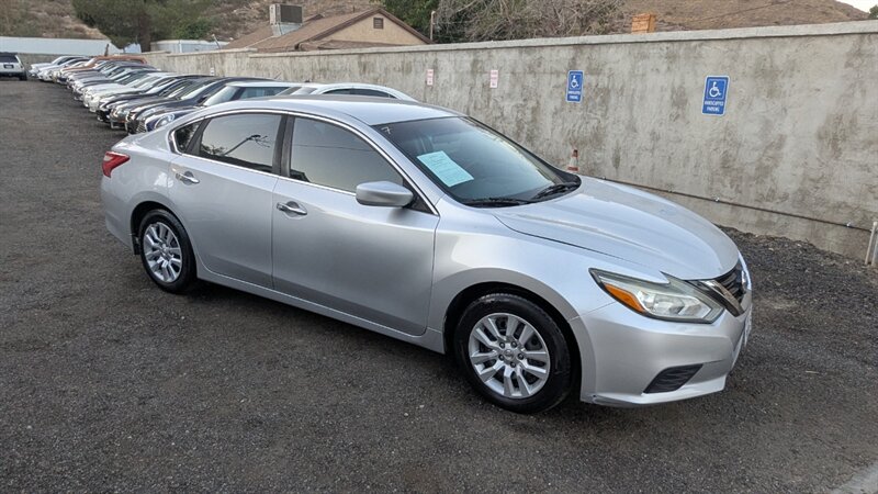 2017 Nissan Altima 2.5 S - Photo 10 - Canyon Country, CA 91351
