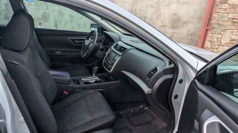 2017 Nissan Altima 2.5 S - Photo 22 - Canyon Country, CA 91351