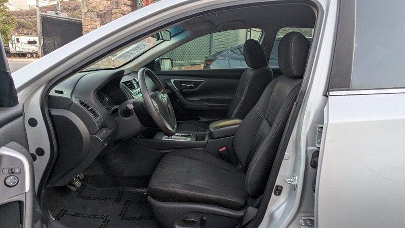 2017 Nissan Altima 2.5 S - Photo 21 - Canyon Country, CA 91351