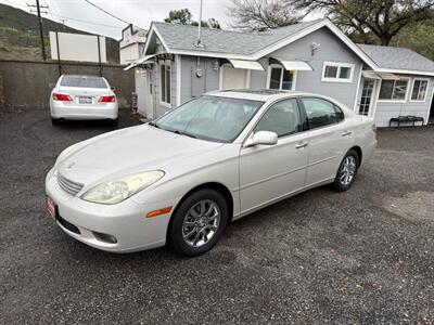 2004 Lexus ES 330 Sedan