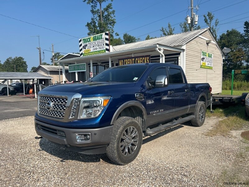 2016 Nissan Titan XD Platinum Reserve  