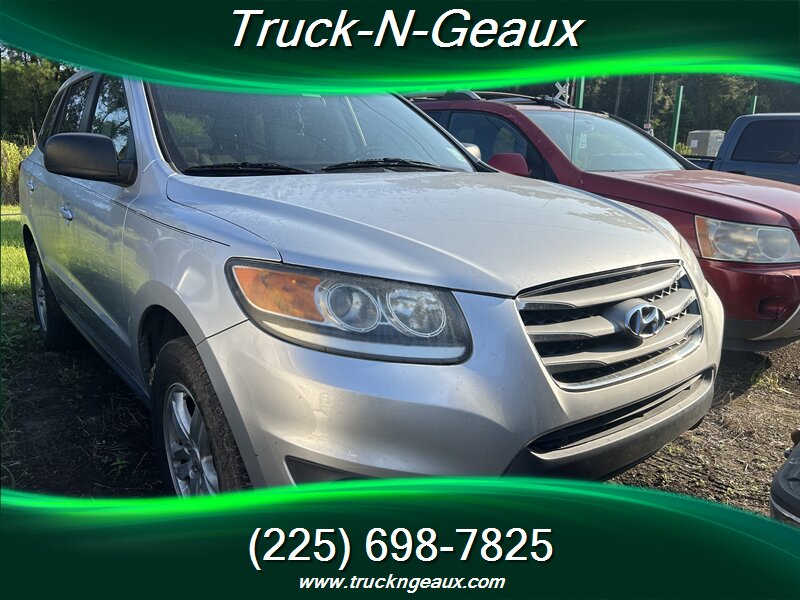 2012 Hyundai SANTA FE 2.4 GL   - Photo 1 - Walker, LA 70785-5946