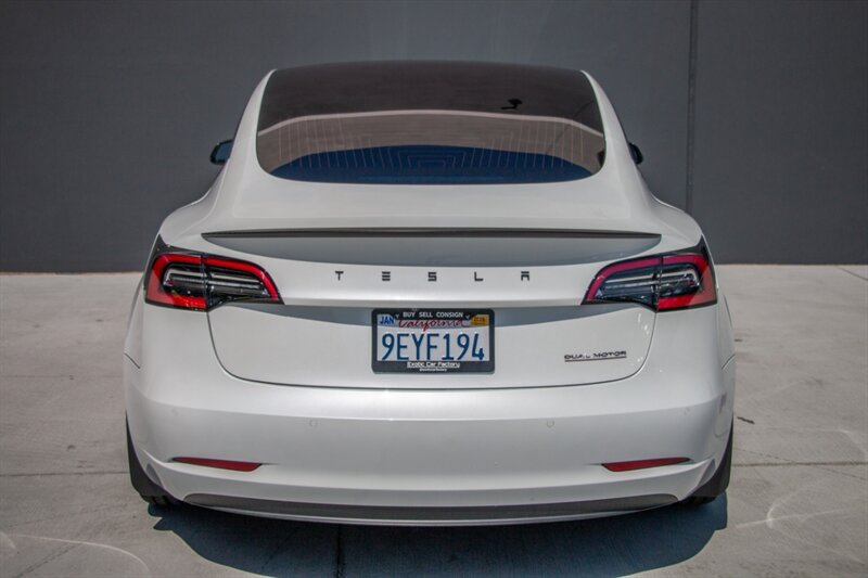 2018 Tesla Model 3 Long Range Performance photo