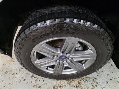 2020 Ford F-150 Lariat   - Photo 7 - Mandan, ND 58554