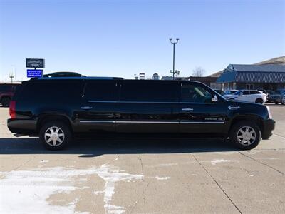 2009 Cadillac Escalade ESV  Limousine - Photo 2 - Mandan, ND 58554