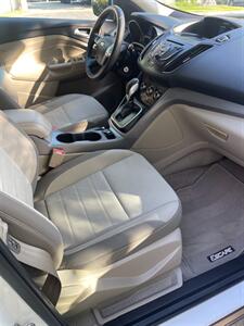 2014 Ford Escape SE - Photo 9 - Van Nuys, CA 91402