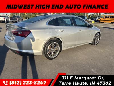 2019 Chevrolet Malibu RS   - Photo 2 - Terre Haute, IN 47802
