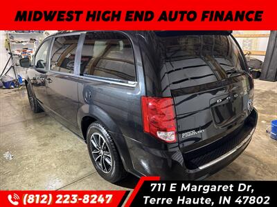 2019 Dodge Grand Caravan GT   - Photo 3 - Terre Haute, IN 47802