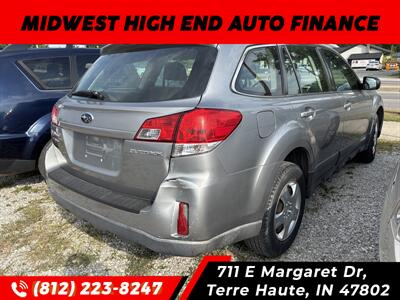 2010 Subaru Outback 2.5i - Photo 4 - Terre Haute, IN 47802