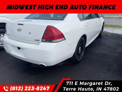 2013 Chevrolet Impala Police - Photo 2 - Terre Haute, IN 47802
