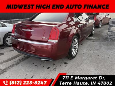 2017 Chrysler 300C - Photo 2 - Terre Haute, IN 47802