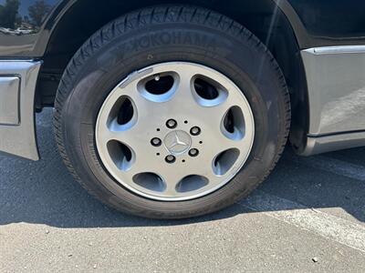 1995 Mercedes-Benz E 320   - Photo 16 - Spring Valley, CA 91978