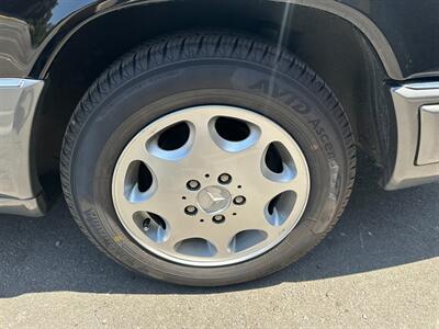 1995 Mercedes-Benz E 320   - Photo 17 - Spring Valley, CA 91978