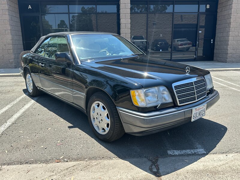 1995 Mercedes-Benz E 320  