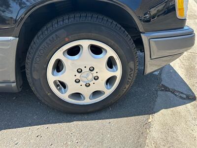 1995 Mercedes-Benz E 320   - Photo 19 - Spring Valley, CA 91978