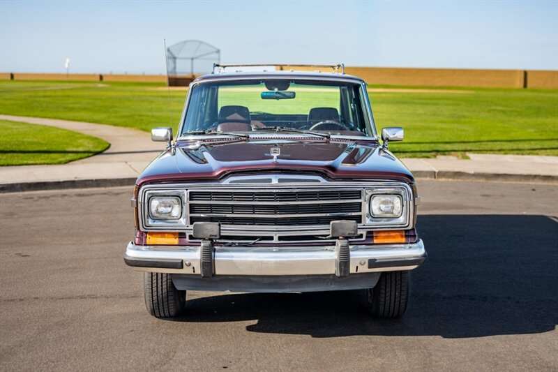1990 Jeep Grand Wagoneer  
