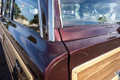 1990 Jeep Grand Wagoneer   - Photo 35 - Spring Valley, CA 91978