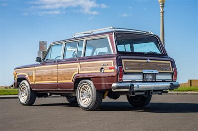1990 Jeep Grand Wagoneer   - Photo 7 - Spring Valley, CA 91978