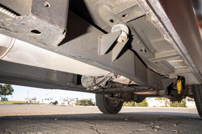 1990 Jeep Grand Wagoneer   - Photo 54 - Spring Valley, CA 91978