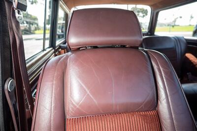 1990 Jeep Grand Wagoneer   - Photo 85 - Spring Valley, CA 91978