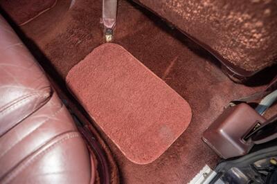 1990 Jeep Grand Wagoneer   - Photo 92 - Spring Valley, CA 91978