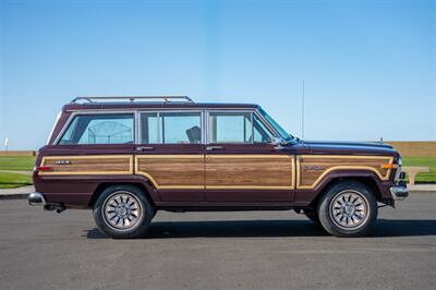 1990 Jeep Grand Wagoneer   - Photo 10 - Spring Valley, CA 91978