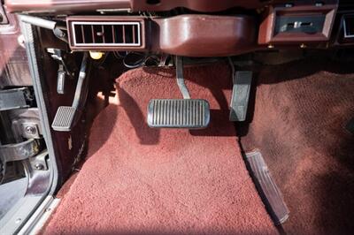 1990 Jeep Grand Wagoneer   - Photo 77 - Spring Valley, CA 91978