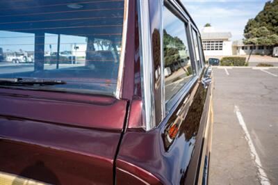 1990 Jeep Grand Wagoneer   - Photo 40 - Spring Valley, CA 91978