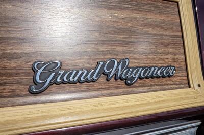 1990 Jeep Grand Wagoneer   - Photo 21 - Spring Valley, CA 91978