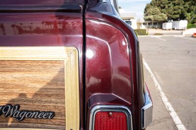 1990 Jeep Grand Wagoneer   - Photo 39 - Spring Valley, CA 91978