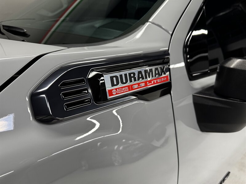 2025 GMC Sierra 2500 AT4 - Photo 6 - San Diego, CA 92111