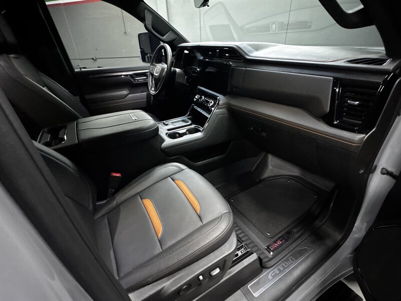 2025 GMC Sierra 2500 AT4 - Photo 13 - San Diego, CA 92111