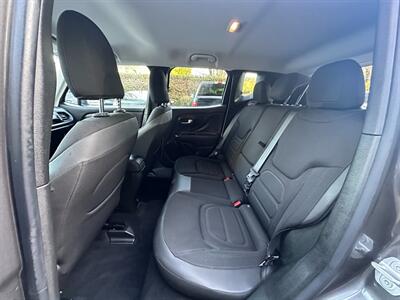 2016 Jeep Renegade Latitude 4x4 SUV - Photo 11 - San Jose, CA 95128