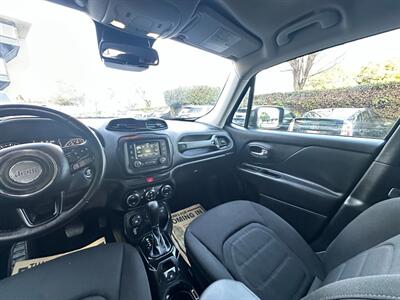 2016 Jeep Renegade Latitude 4x4 SUV - Photo 13 - San Jose, CA 95128
