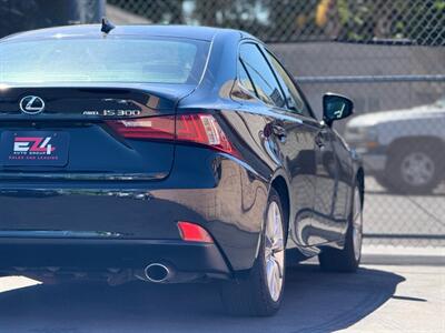 2016 Lexus IS 300   - Photo 7 - North Hills, CA 91343