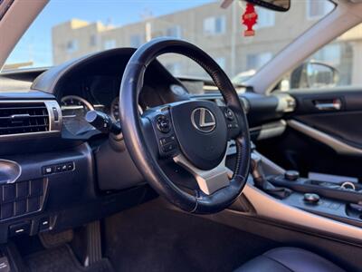 2016 Lexus IS 300   - Photo 8 - North Hills, CA 91343