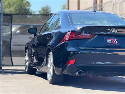 2016 Lexus IS 300   - Photo 4 - North Hills, CA 91343
