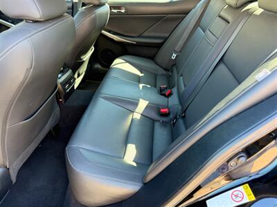 2016 Lexus IS 300   - Photo 16 - North Hills, CA 91343